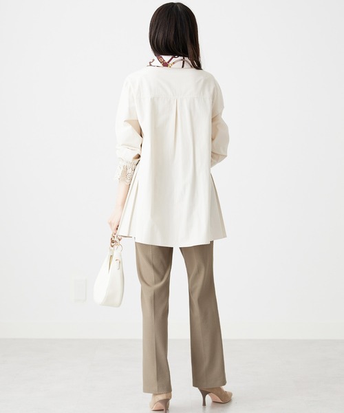 BELLUNA PLUS(ベルーナ)の「ストレッチジャカードフレアーパンツ70丈(その他パンツ・レディース・ベージュ系その他/ブラック/モスグリーン/ダークパープル・SMALL/LARGE/MEDIUM/X-LARGE)」の9枚目の写真