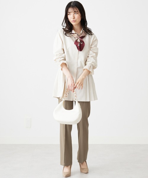 BELLUNA PLUS(ベルーナ)の「ストレッチジャカードフレアーパンツ70丈(その他パンツ・レディース・ベージュ系その他/ブラック/モスグリーン/ダークパープル・SMALL/LARGE/MEDIUM/X-LARGE)」の11枚目の写真