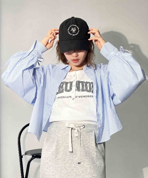 AS KNOW AS plus（アズノゥアズプラス）の「☆袖ドロスト クロップド丈シャツ（シャツ/ブラウス・レディース・オフホワイト/カーキ/ブルー系/ベージュ系/ブルー系1/イエロー系1/レッド系/ブラック系/ピンク系2/ブラック系2/ホワイト系2/ホワイト系その他/ブラック系その他/ブルー系その他/グレー系3/ホワイト系3/ブラック系3/ブラック系4/ネイビー系/サックスブルー系・FREE）」の15枚目の写真