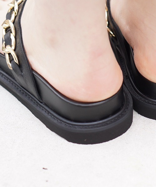 C.E.L.STORE（セルストア）の「CAMINANDO / カミナンド  CHAIN THONG SANDALS 2233W トングサンダル（サンダル・レディース・ブラック・7/6）」の9枚目の写真