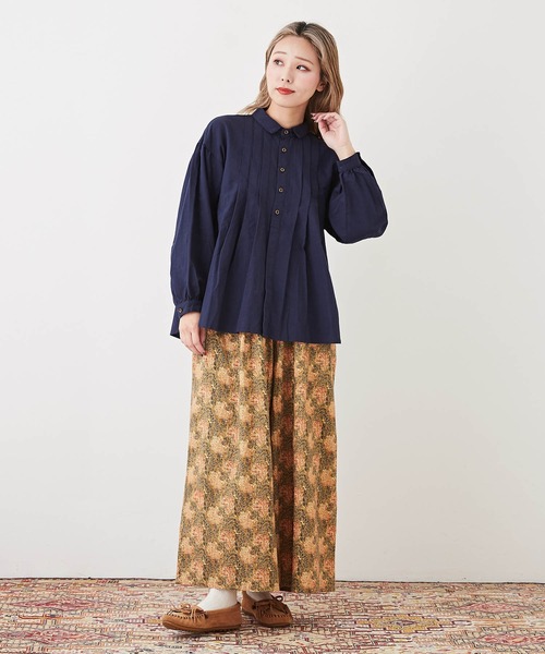 CUBE SUGAR（キューブシュガー）の「無地コットンポプリン前タックギャザーシャツ（シャツ/ブラウス・レディース・ボルドー/ネイビー/ナチュラル・M）」の12枚目の写真