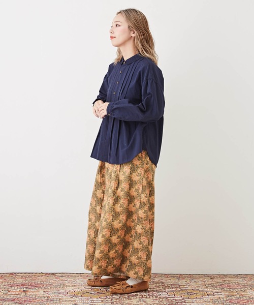 CUBE SUGAR（キューブシュガー）の「無地コットンポプリン前タックギャザーシャツ（シャツ/ブラウス・レディース・ボルドー/ネイビー/ナチュラル・M）」の13枚目の写真