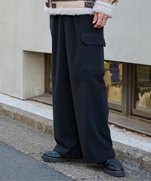 COLONY 2139（コロニートゥーワンスリーナイン）の「ウールライク1サイドカーゴパンツ（カーゴパンツ・メンズ・カーキ/ブラック・LARGE/MEDIUM）」の2枚目の写真