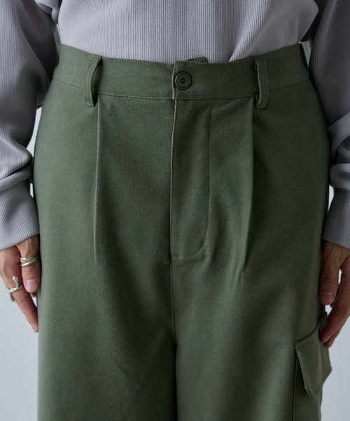 COLONY 2139（コロニートゥーワンスリーナイン）の「ウールライク1サイドカーゴパンツ（カーゴパンツ・メンズ・カーキ/ブラック・LARGE/MEDIUM）」の20枚目の写真