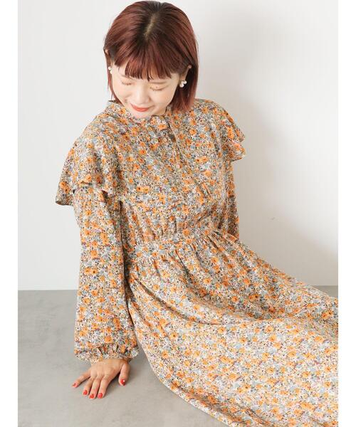 ehka sopo（エヘカソポ）の「花柄ケープワンピース（ワンピース・レディース・オレンジ/ブラウン/ピンク・F）」の4枚目の写真