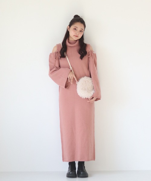 muguet（ミュゲ）の「肩空きリボンニットワンピース（ワンピース