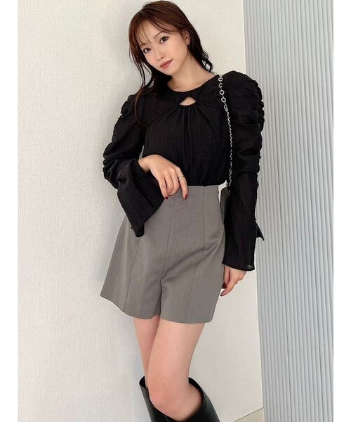 RESEXXY（リゼクシー）の「ハイウエストショートパンツ（その他パンツ・レディース・チャコールグレー/ブラック/アイボリー・FREE）」の4枚目の写真