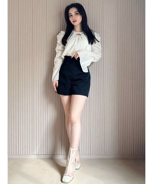 RESEXXY（リゼクシー）の「ハイウエストショートパンツ（その他パンツ・レディース・チャコールグレー/ブラック/アイボリー・FREE）」の8枚目の写真