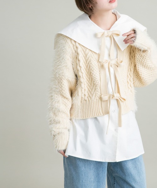 KBF(ケイビーエフ)の「リボンニットカーディガン(ニット/セーター・レディース・アイボリー/チャコールグレー・ONE)」の3枚目の写真