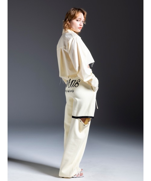 DURAS(デュラス)の「Backprint line pants(スウェットパンツ・レディース・チャコールグレー/ピンク/アイボリー・FREE)」の13枚目の写真