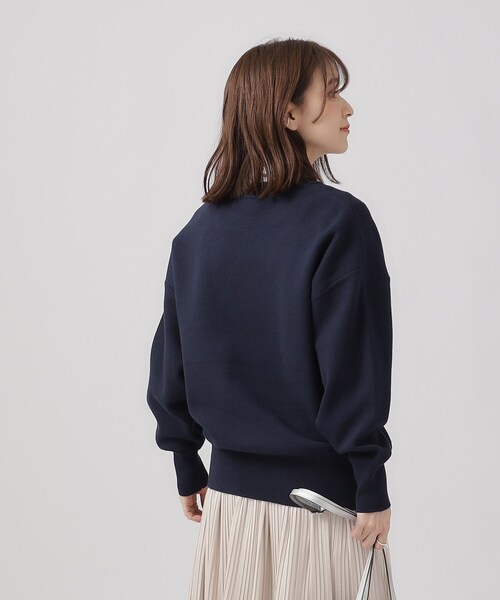 SHOO・LA・RUE（シューラルー）の「◆【洗える】上品見えする スウェットライク ロゴニット（ニット/セーター・レディース・ブルー系その他/ライトベージュ/グレー・02/03/04）」の13枚目の写真