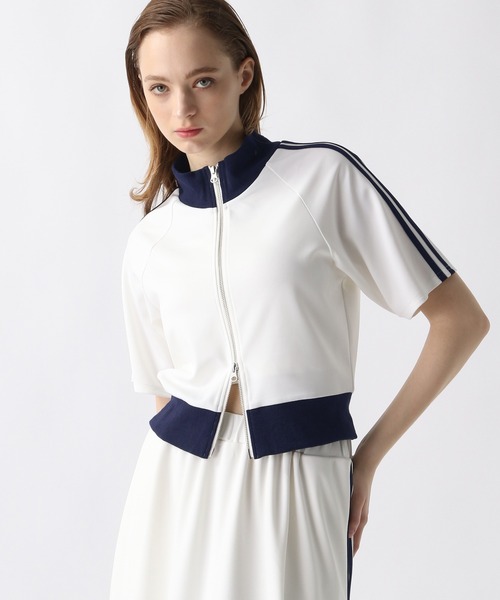 FOREVER 21(フォーエバー トゥエンティーワン)の「【2024SS】半袖トラックジャケット(ジャージ・レディース・ブラック/オフホワイト/ライトブラウン・FREE)」の2枚目の写真