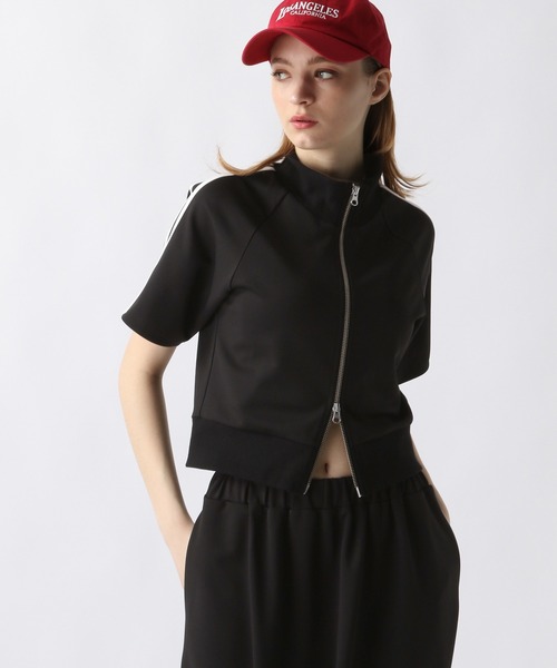 FOREVER 21(フォーエバー トゥエンティーワン)の「【2024SS】半袖トラックジャケット(ジャージ・レディース・ブラック/オフホワイト/ライトブラウン・FREE)」の3枚目の写真