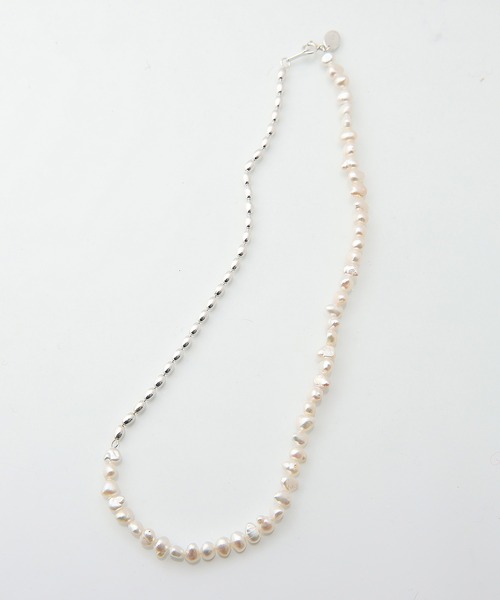 Jieda（ジエダ）の「PEARL SWITCHING NECKLACE（ネックレス・メンズ・シルバー・ONESIZE）」の6枚目の写真