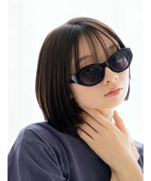 Ungrid(アングリッド)の「オーバルフレームサングラス(サングラス・レディース・ブラック/ブラウン・FREE)」の3枚目の写真