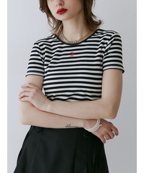 jouetie（ジュエティ）の「ハーフスリーブバックオープンリボントップス（Tシャツ/カットソー・レディース・ブラック/オフホワイト/ピンク/その他1・MEDIUM）」の4枚目の写真