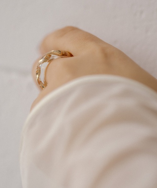 ear PAPILLONNER(イアパピヨネ)の「《金属アレルギー対応》インサイドリング(リング・レディース・シルバー/ゴールド・ONE SIZE)」の7枚目の写真
