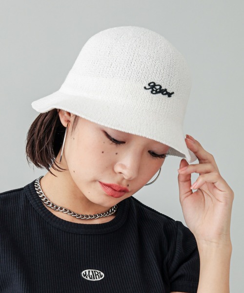 X-girl（エックスガール）の「LOGO BUCKET HAT（ハット・レディース・ブラック/ホワイト・ONE SIZE）」の4枚目の写真