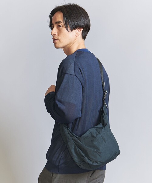 BEAUTY&YOUTH UNITED ARROWS(ビューティーアンドユースユナイテッドアローズ)の「ライト ナイロン クロス ショルダーバッグ スモール(ショルダーバッグ・メンズ・ブラック/ダークグリーン/オフホワイト/ダークグレー/ベージュ・FREE)」の13枚目の写真
