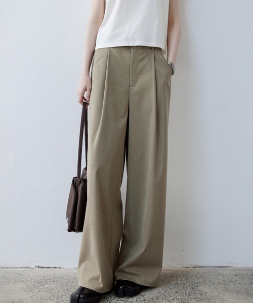 tageechita（タジチタ）の「【tageechita】クラシック フロントタックワイドパンツ（スラックス・レディース・ベージュ/ブラック・L/M/S）」の6枚目の写真