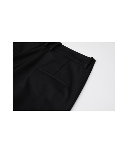 tageechita（タジチタ）の「【tageechita】クラシック フロントタックワイドパンツ（スラックス・レディース・ベージュ/ブラック・L/M/S）」の14枚目の写真