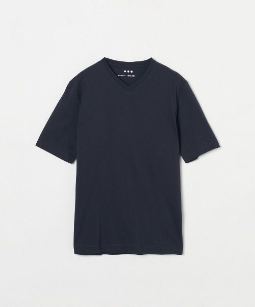 three dots(スリードッツ)の「パウダリーコットン VネックTシャツ(Tシャツ/カットソー・メンズ・ホワイト/ネイビー/ブラック/ライトグレー・LARGE/MEDIUM/SMALL)」の4枚目の写真