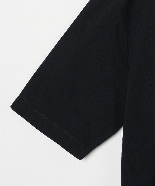 three dots(スリードッツ)の「パウダリーコットン VネックTシャツ(Tシャツ/カットソー・メンズ・ホワイト/ネイビー/ブラック/ライトグレー・LARGE/MEDIUM/SMALL)」の16枚目の写真