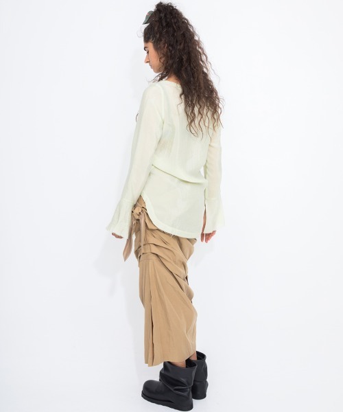 leinwande(ラインヴァンド)の「Cupro Flair Sleeve Top / キュプラフレアスリーブトップ(Tシャツ/カットソー・レディース・ブラック/ホワイト・FREE)」の13枚目の写真