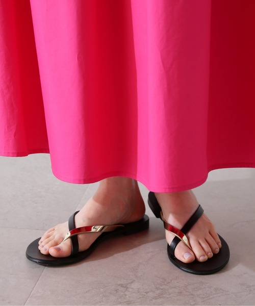 NICOLAS LAINAS（ニコラスライナス）の「◆【NICOLAS LAINAS】トングサンダル（サンダル・レディース・ゴールド/シルバー・37/38）」の5枚目の写真