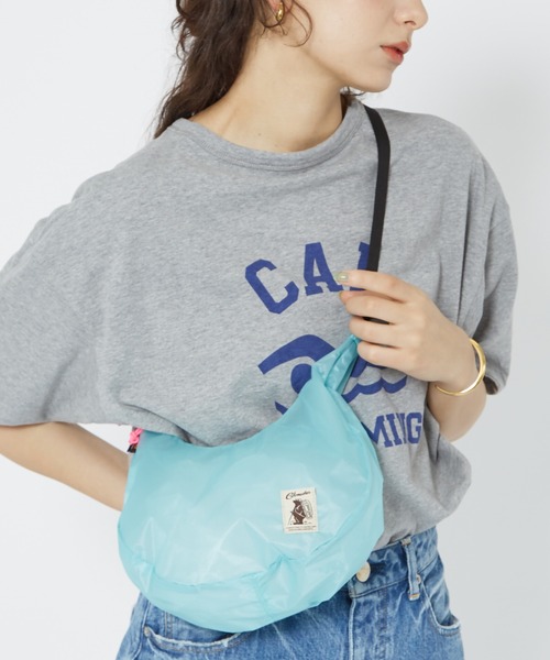 COBMASTER(コブマスター)の「【COBMASTER】ナイロン ショルダーバッグ / BANANA S BAG(バックパック/リュック・レディース・サックスブルー/ピンク/イエロー・フリー)」の2枚目の写真