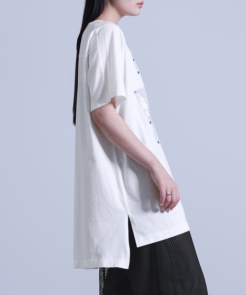 kOhAKU(コハク)の「アシメ箔デザインチュニックTシャツ(Tシャツ/カットソー・レディース・オフホワイト/ブラック・FREE)」の20枚目の写真
