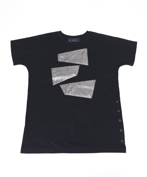 kOhAKU(コハク)の「アシメ箔デザインチュニックTシャツ(Tシャツ/カットソー・レディース・オフホワイト/ブラック・FREE)」の13枚目の写真