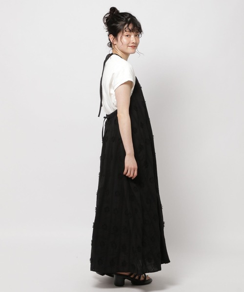 niko and...（ニコアンド）の「フラワーレースホルターネックワンピース（ワンピース・レディース・オフホワイト/ブラック・FREE）」の12枚目の写真