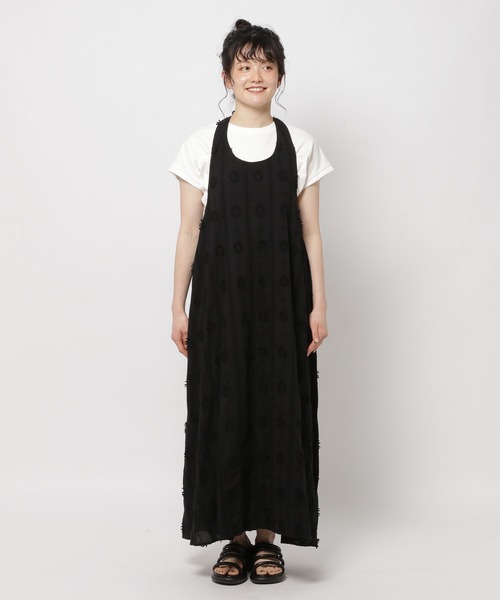 niko and...（ニコアンド）の「フラワーレースホルターネックワンピース（ワンピース・レディース・オフホワイト/ブラック・FREE）」の11枚目の写真