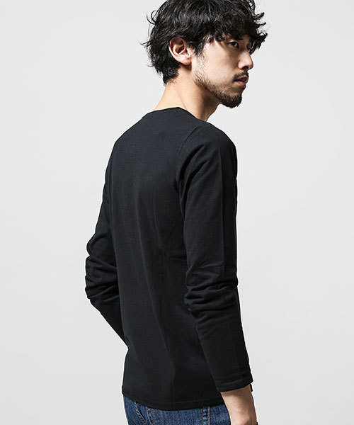 NANO universe（ナノユニバース）の「ニットポケットクルーネックTee L/S（Tシャツ/カットソー・メンズ・ホワイト/ネイビー/グレー/ブラック・MEDIUM/SMALL/LARGE/X-LARGE）」の13枚目の写真