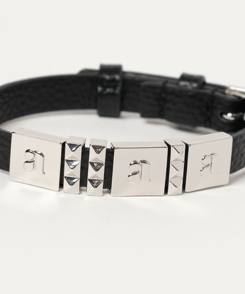Anui(アニュイ)の「【UNISEX】フェイクレザーロゴブレスレット(ブレスレット・レディース・ブラック・FREE)」の7枚目の写真