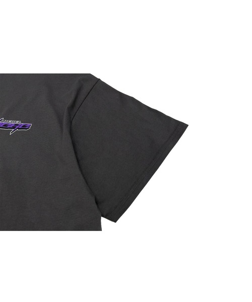 LIBERE（リベーレ）の「『LIBERE REBLE』REBEL FUTURE LOGO TEE（Tシャツ/カットソー・メンズ・チャコールグレー/ブラック・LARGE/MEDIUM/SMALL）」の4枚目の写真