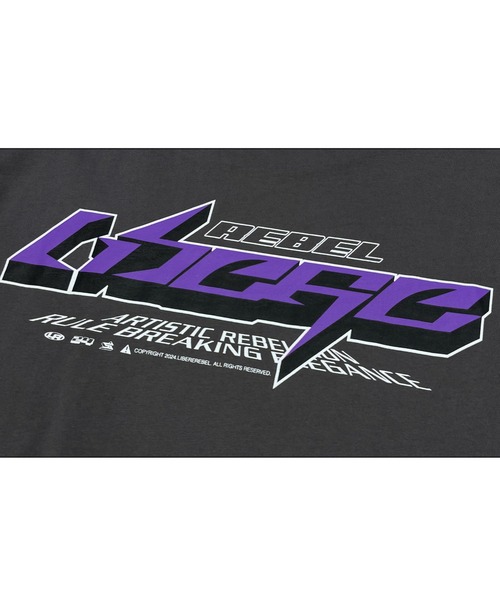 LIBERE（リベーレ）の「『LIBERE REBLE』REBEL FUTURE LOGO TEE（Tシャツ/カットソー・メンズ・チャコールグレー/ブラック・LARGE/MEDIUM/SMALL）」の3枚目の写真