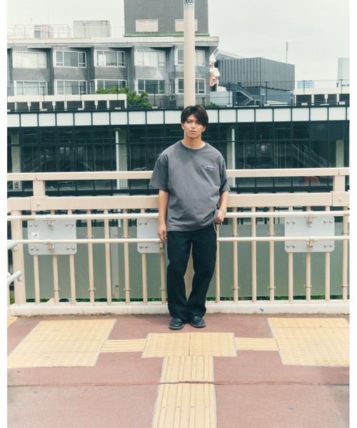 LIBERE（リベーレ）の「『LIBERE REBLE』REBEL FUTURE LOGO TEE（Tシャツ/カットソー・メンズ・チャコールグレー/ブラック・LARGE/MEDIUM/SMALL）」の9枚目の写真