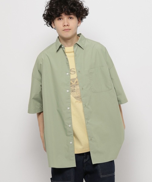 niko and...（ニコアンド）の「エクストラワイドショートスリーブシャツ（シャツ/ブラウス・メンズ・サックスブルー/オフホワイト/チャコール/ライトグリーン・BIG(L)）」の11枚目の写真