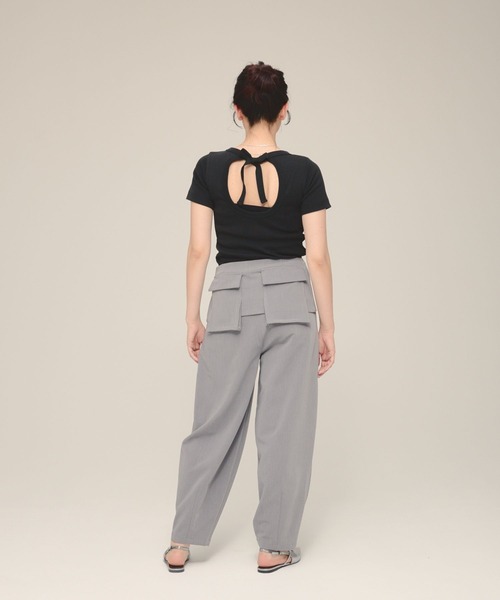 eL(エル)の「【eL】Back Round Soft TEE/132141(Tシャツ/カットソー・レディース・オフホワイト/ブラック/バーガンディー・FREE)」の4枚目の写真