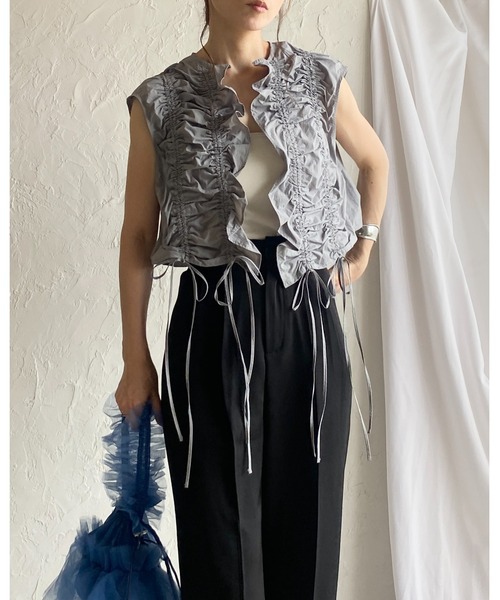 tabrikショート丈べスト She's Closet（シーズクローゼット）の「ショート丈クロップド