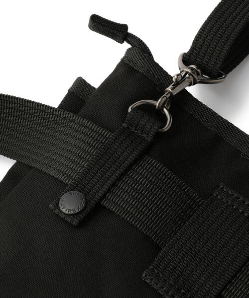 AVIREX(アヴィレックス)の「EAGLE POLYESTER WAIST BAG/イーグル ポリエステル ウエストバッグ/AVX342(ショルダーバッグ・メンズ・ベージュ/ブラック/その他3/カーキ・F)」の8枚目の写真