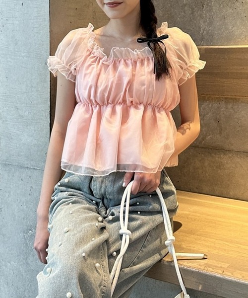 Silly(シリー)の「シャーリングシアーパフブラウス(シャツ/ブラウス・レディース・アイボリー/ライトブルー/ピンク・SMALL/MEDIUM/LARGE)」の1枚目の写真