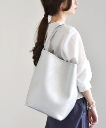 バケツバッグ」に該当するシルバー/銀色系のファッション通販
