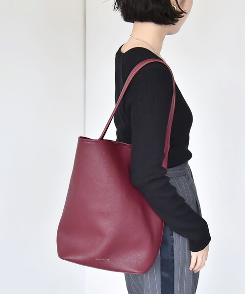 quaranciel: ワンハンドル バケツ トート バッグ（A4対応）（トート