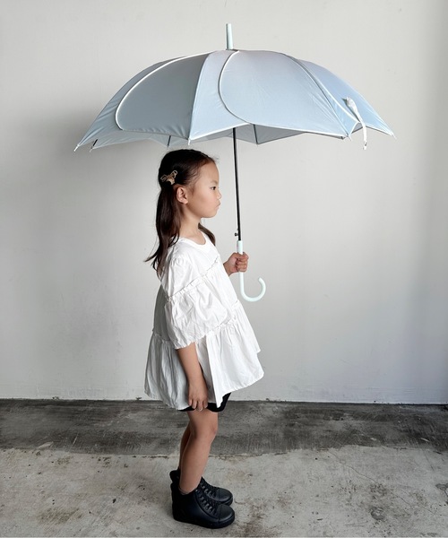 COMMON WARE(コモンウェアー)の「NT:フレラKIDS 花弁傘 55cm(長傘・キッズ・サックスブルー/ベビーピンク/ミント/パープル・FREE)」の2枚目の写真