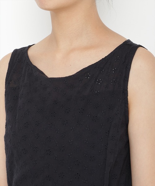 REDYAZEL（レディアゼル）の「エンブロイダリーロンパース（つなぎ/オールインワン・レディース・オフホワイト/ブラック/サックスブルー・FREE）」の18枚目の写真