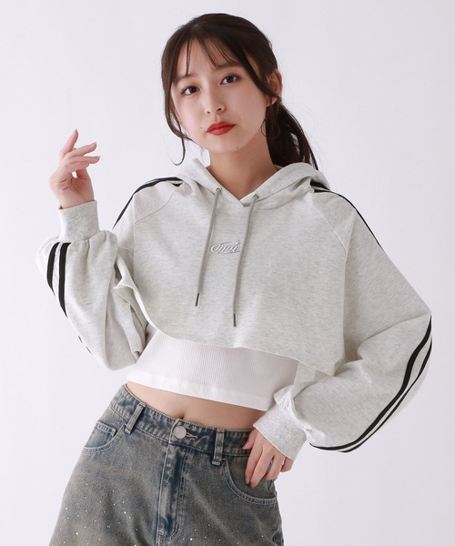 repipi armario（レピピ アルマリオ）の「☆セットアイテム☆ラインショートフーディ―（パーカー・キッズ・ホワイト/ブラック/グレー・MEDIUM/SMALL/LARGE）」の3枚目の写真