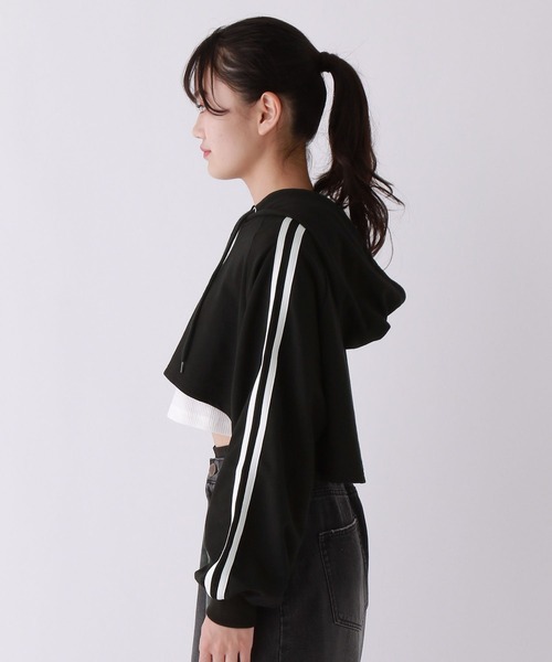 repipi armario（レピピ アルマリオ）の「☆セットアイテム☆ラインショートフーディ―（パーカー・キッズ・ホワイト/ブラック/グレー・MEDIUM/SMALL/LARGE）」の18枚目の写真